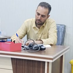 دکتر بهادری پزشک عمومی درمانگاه غدیر الیگودرز | درمانگاه غدیر الیگودرز
