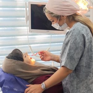 دکتر دنا بختیاری دندانپزشک درمانگاه غدیر | غدیر الیگودرز | درمانگاه غدیر